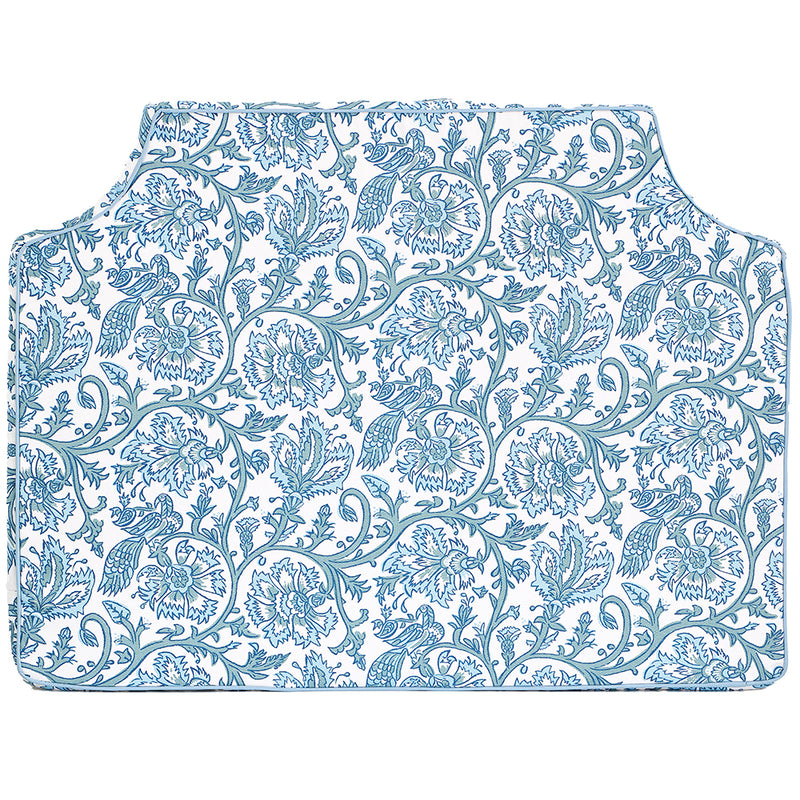 Ashton Spa with Sky Pipe Headboard